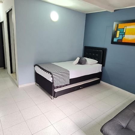 New Cozy Apartment In The Poblado, San Lucas Medellín Dış mekan fotoğraf
