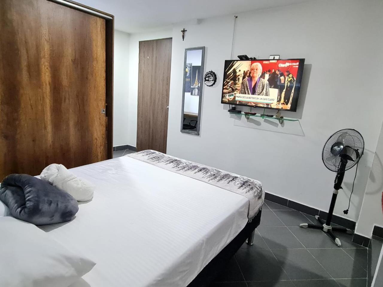 New Cozy Apartment In The Poblado, San Lucas Medellín Dış mekan fotoğraf