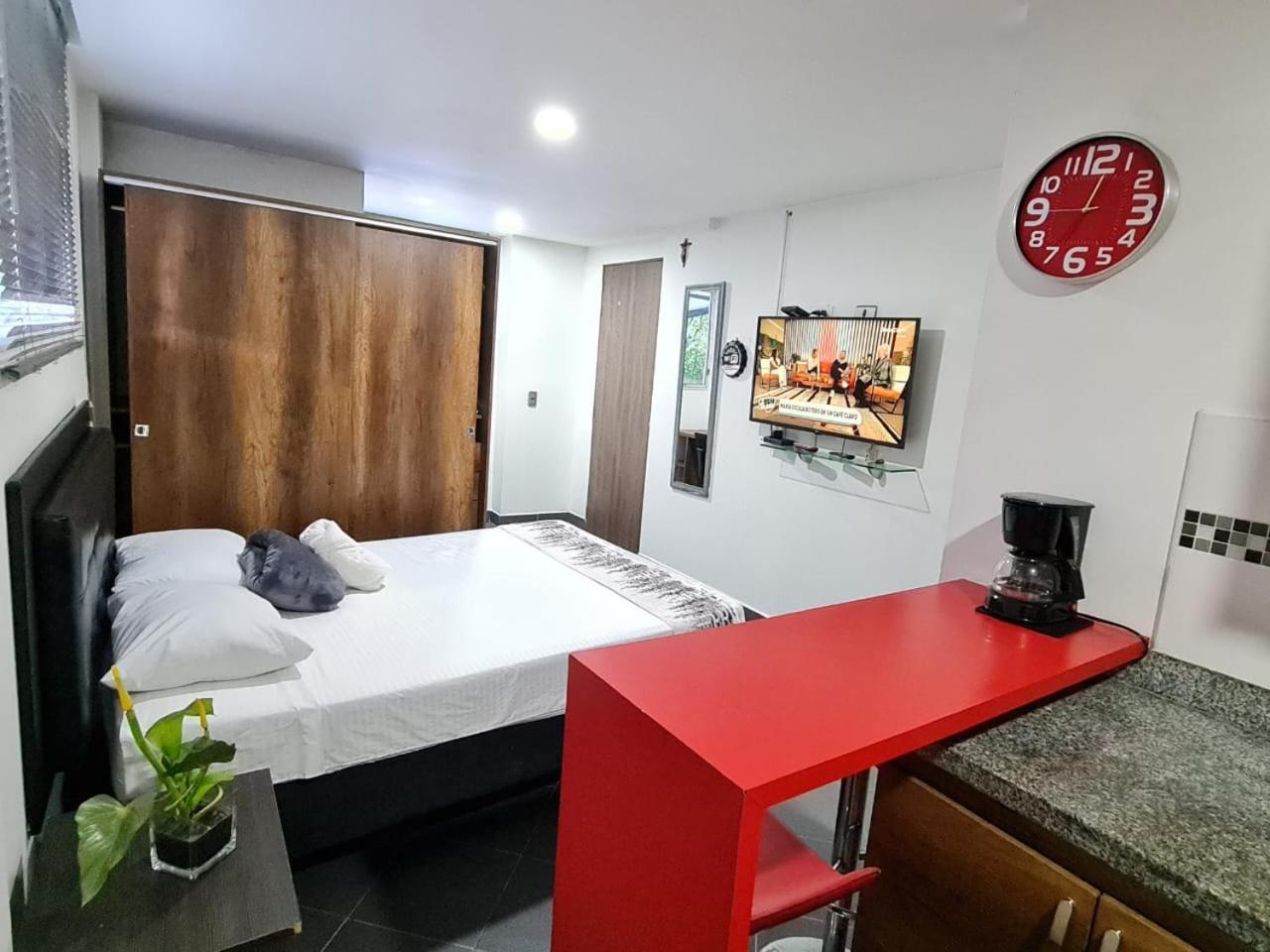 New Cozy Apartment In The Poblado, San Lucas Medellín Dış mekan fotoğraf